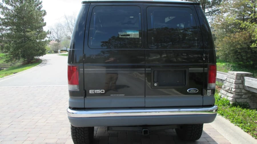 2002 Ford Econoline Van - Image 20 of 23