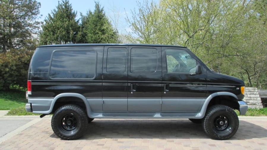 2002 Ford Econoline Van - Image 22 of 23
