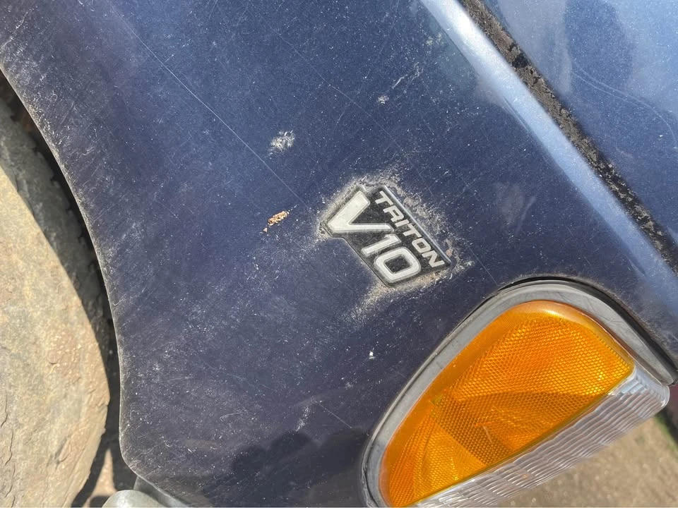 2002 Ford Econoline Van - Image 4 of 5