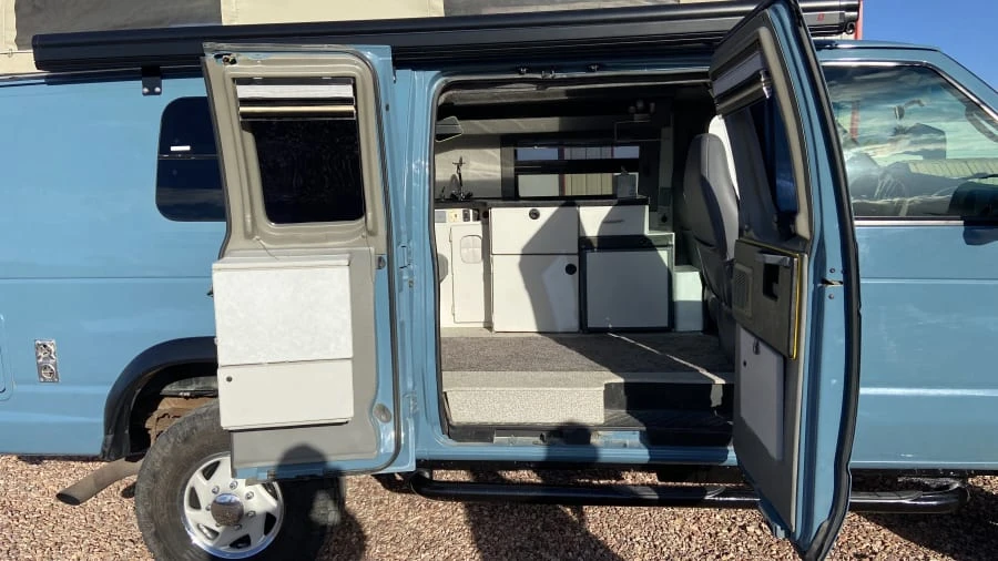 2002 Ford Econoline Van - Image 7 of 8
