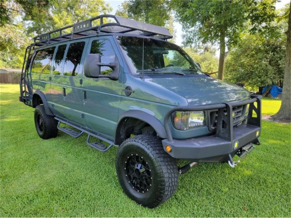 2002 Ford Econoline Van - Image 7 of 24
