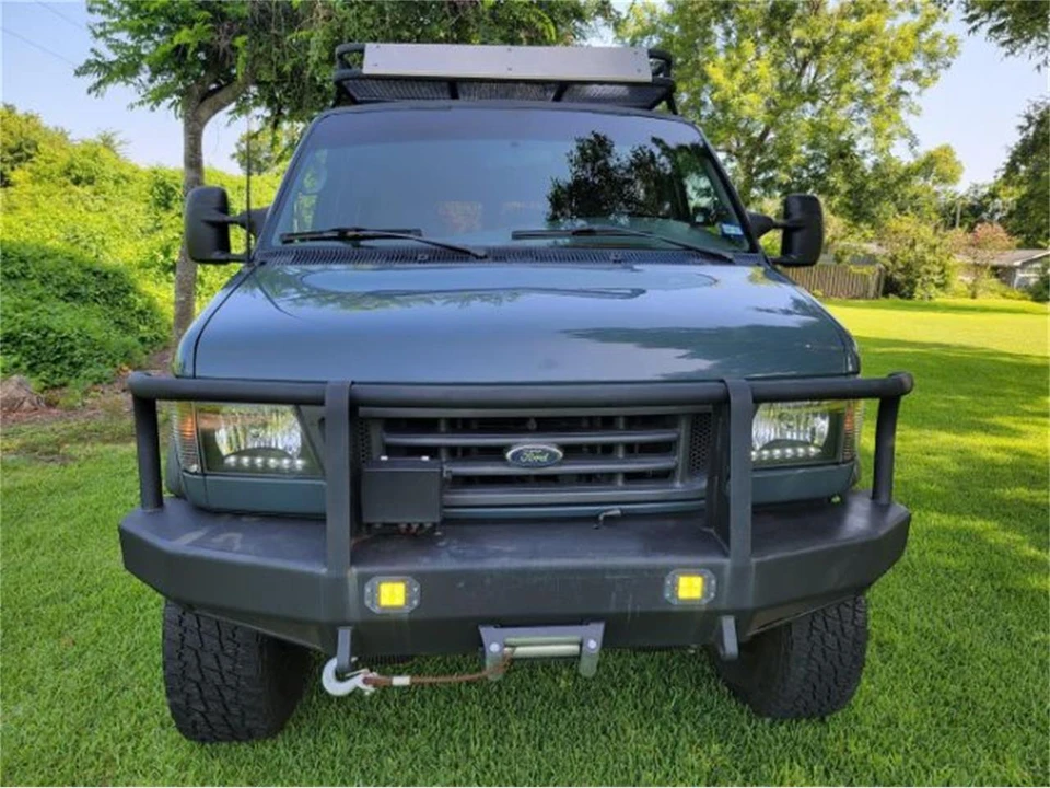 2002 Ford Econoline Van - Image 3 of 24