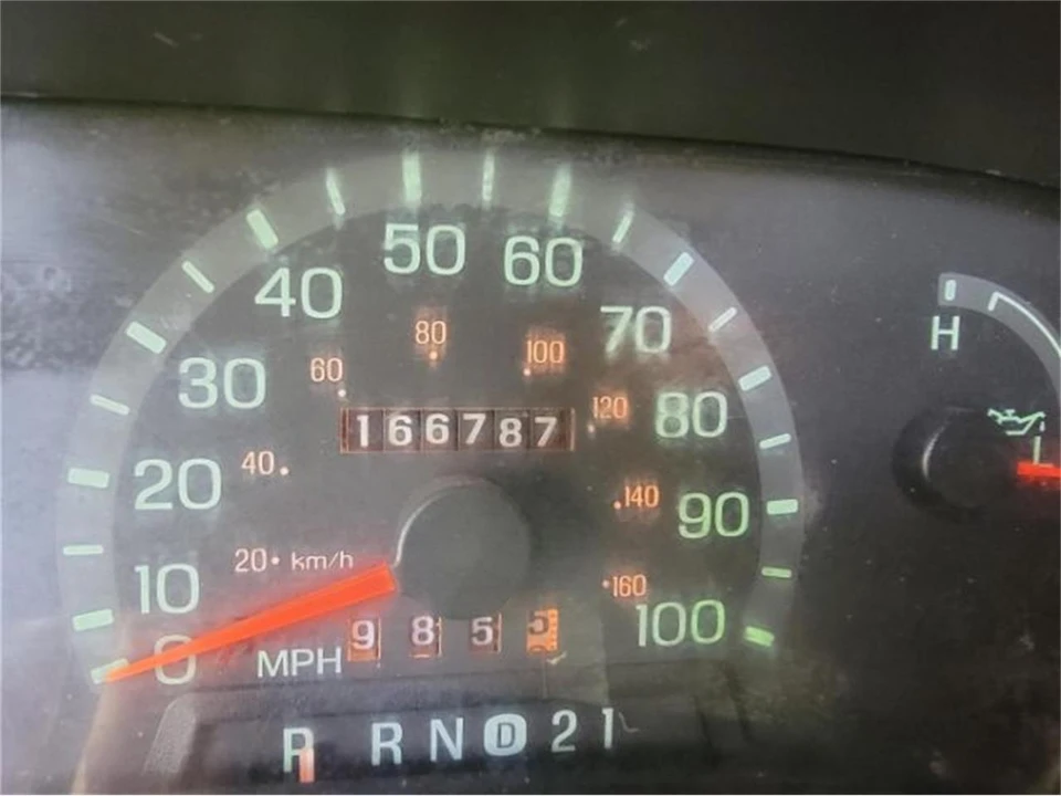 2002 Ford Econoline Van - Image 20 of 24