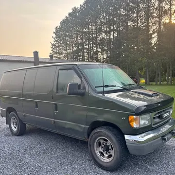 2002 Ford E350 Super Duty Cargo
