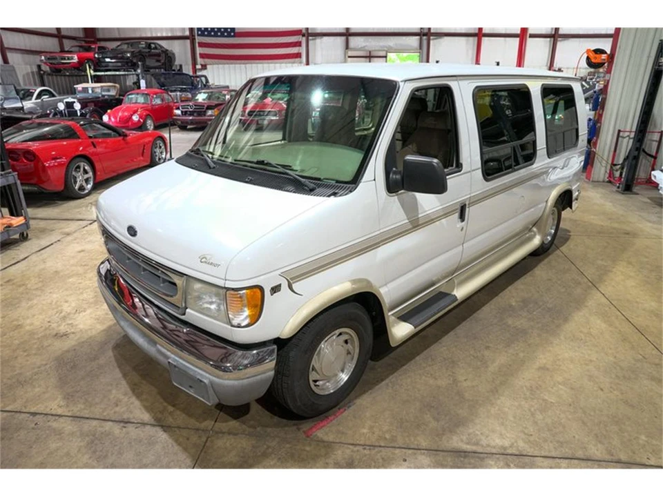 2002 Ford Econoline Van - Image 15 of 31