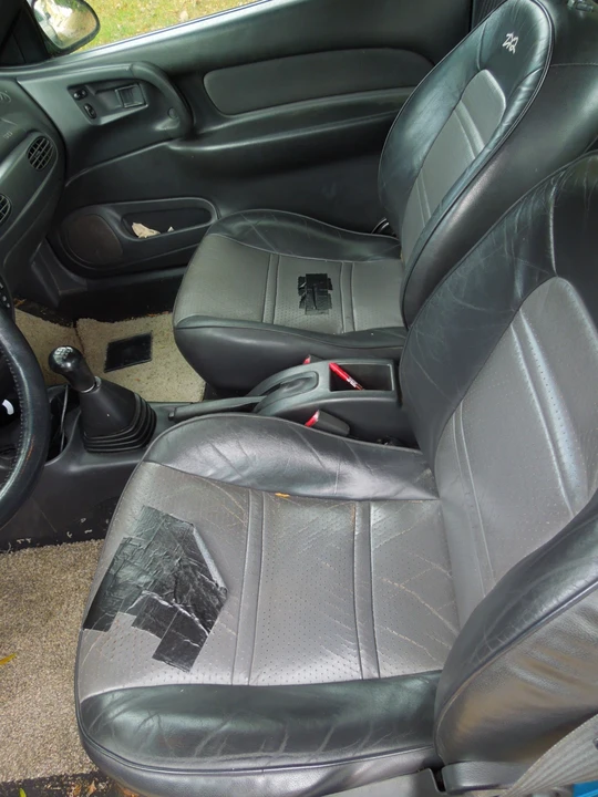 2002 Ford Escort (North America) - Image 11 of 20