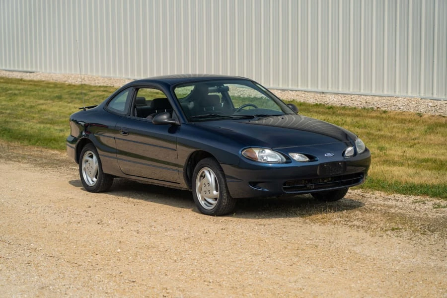 2002 Ford Escort (North America) - Image 6 of 14