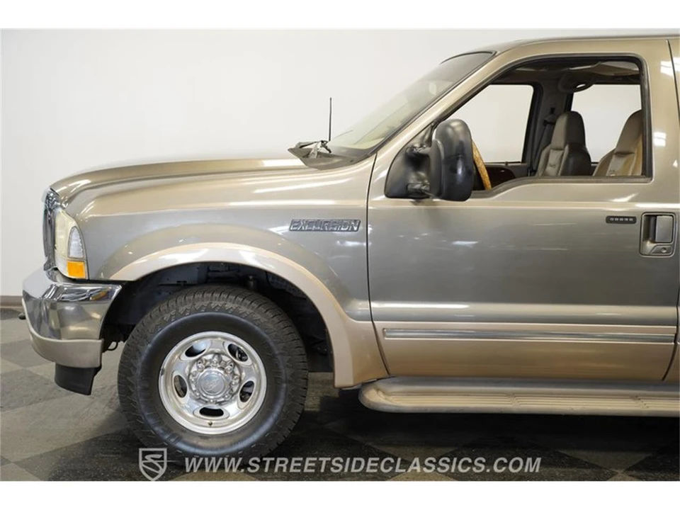 2002 Ford Excursion - Image 25 of 31