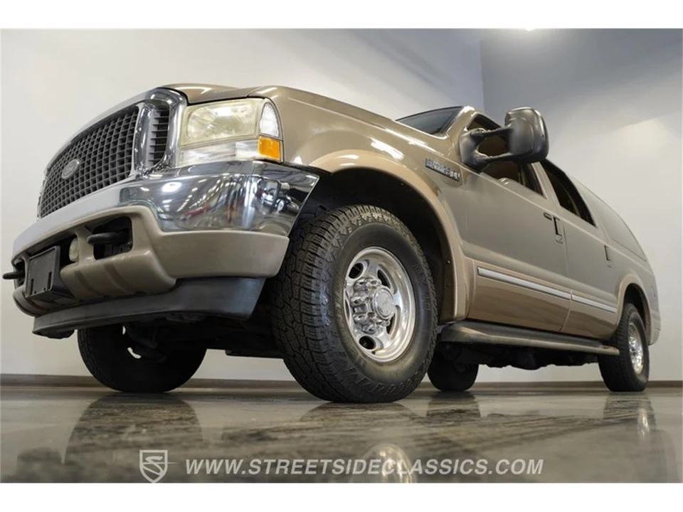 2002 Ford Excursion - Image 21 of 31