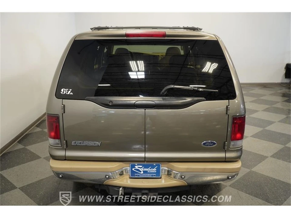 2002 Ford Excursion - Image 29 of 31