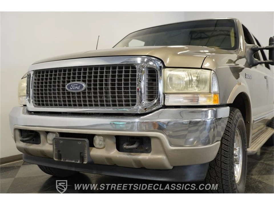 2002 Ford Excursion - Image 22 of 31