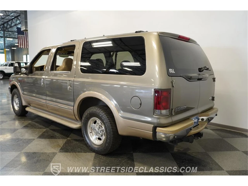 2002 Ford Excursion - Image 10 of 31