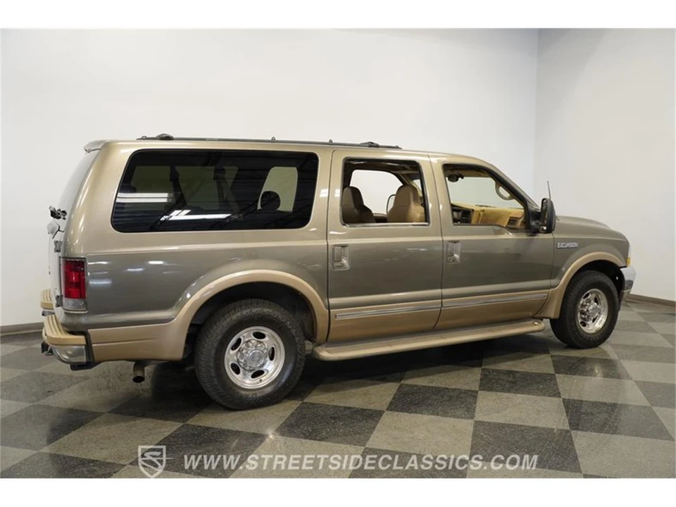 2002 Ford Excursion - Image 14 of 31
