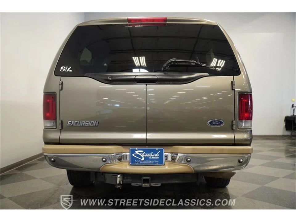 2002 Ford Excursion - Image 11 of 31