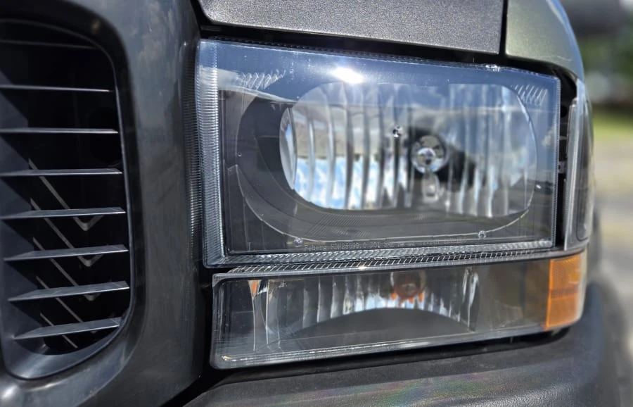 2002 Ford Excursion - Image 7 of 11