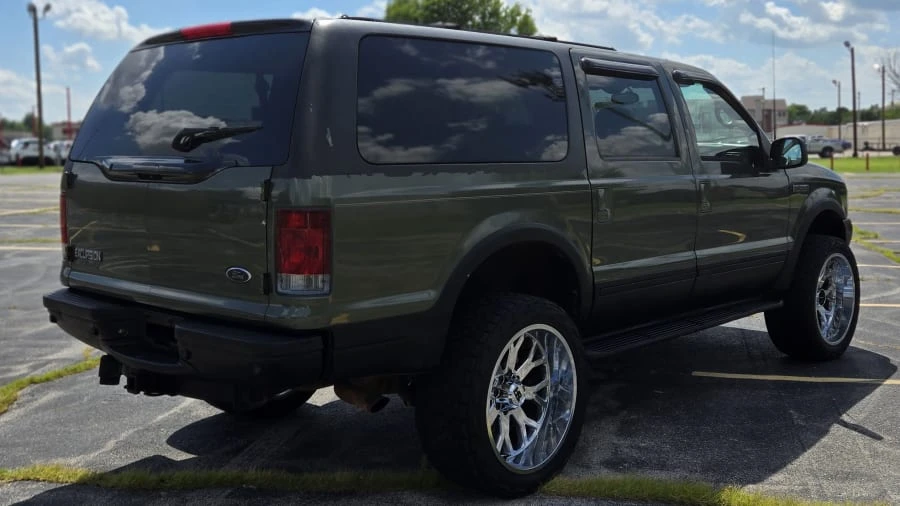 2002 Ford Excursion - Image 3 of 11