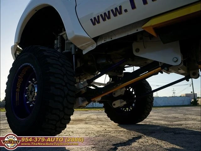 2002 Ford Excursion - Image 22 of 31