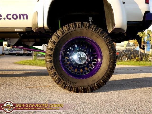 2002 Ford Excursion - Image 25 of 31
