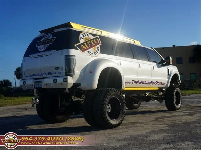 2002 Ford Excursion - Image 8 of 12