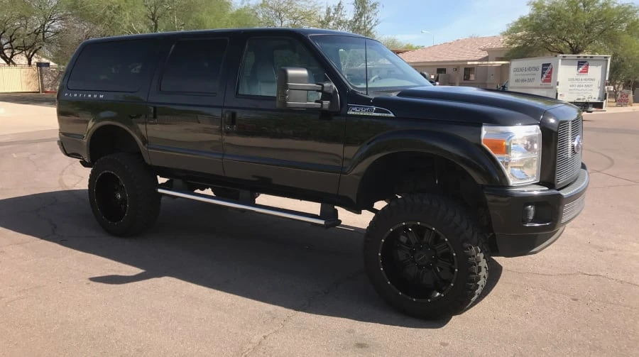 2002 Ford Excursion - Image 8 of 9