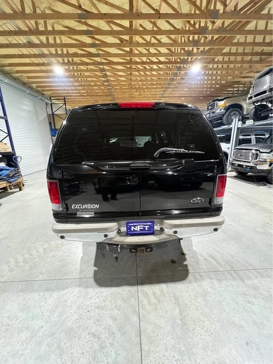 2002 Ford Excursion - Image 9 of 9