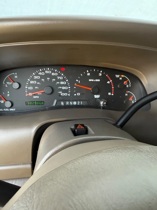 2002 Ford Excursion - Image 8 of 21