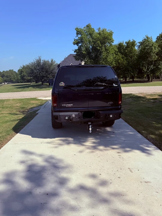2002 Ford Excursion - Image 2 of 21
