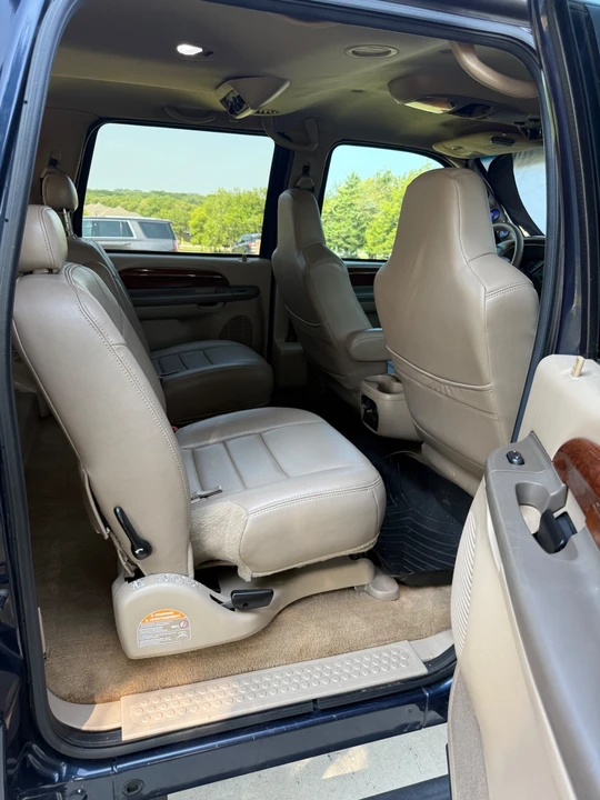 2002 Ford Excursion - Image 3 of 21
