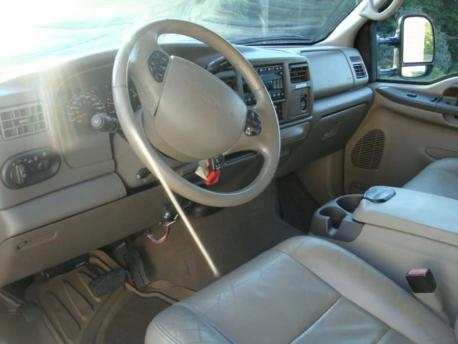 2002 Ford Excursion - Image 4 of 11