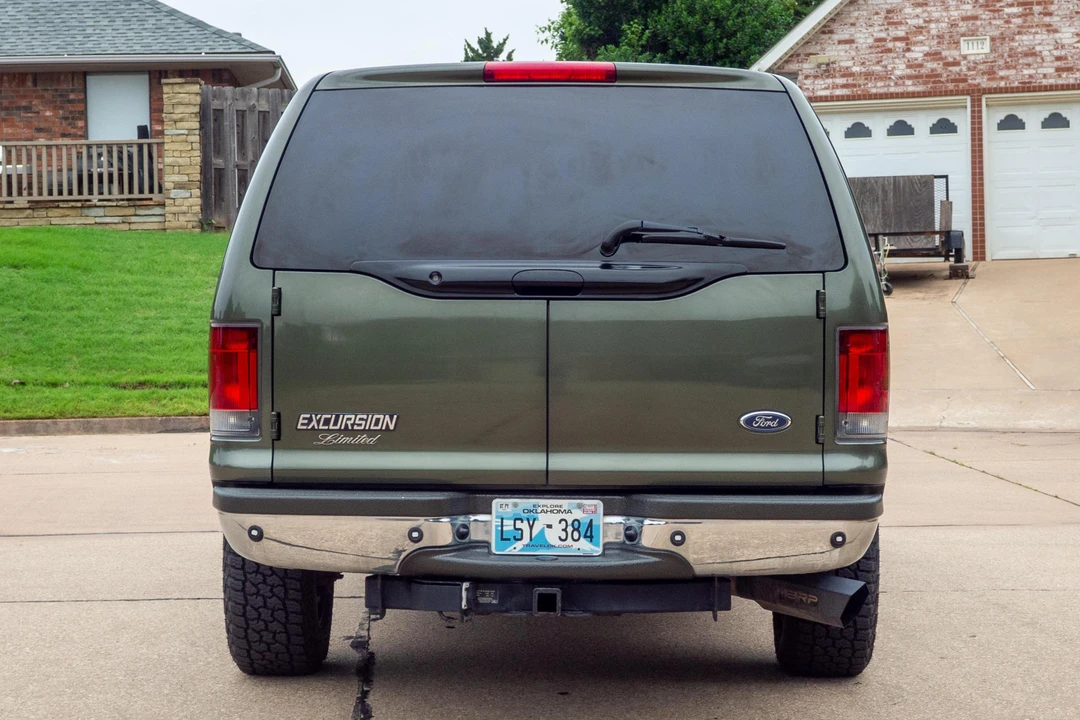 2002 Ford Excursion - Image 5 of 31
