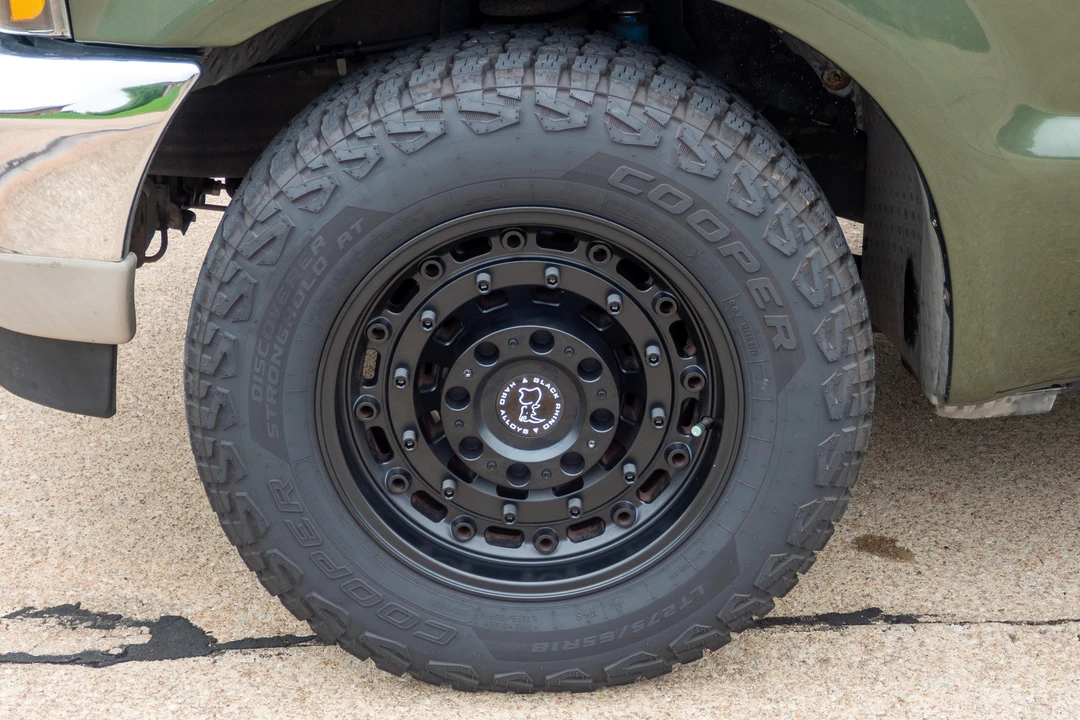 2002 Ford Excursion - Image 23 of 31