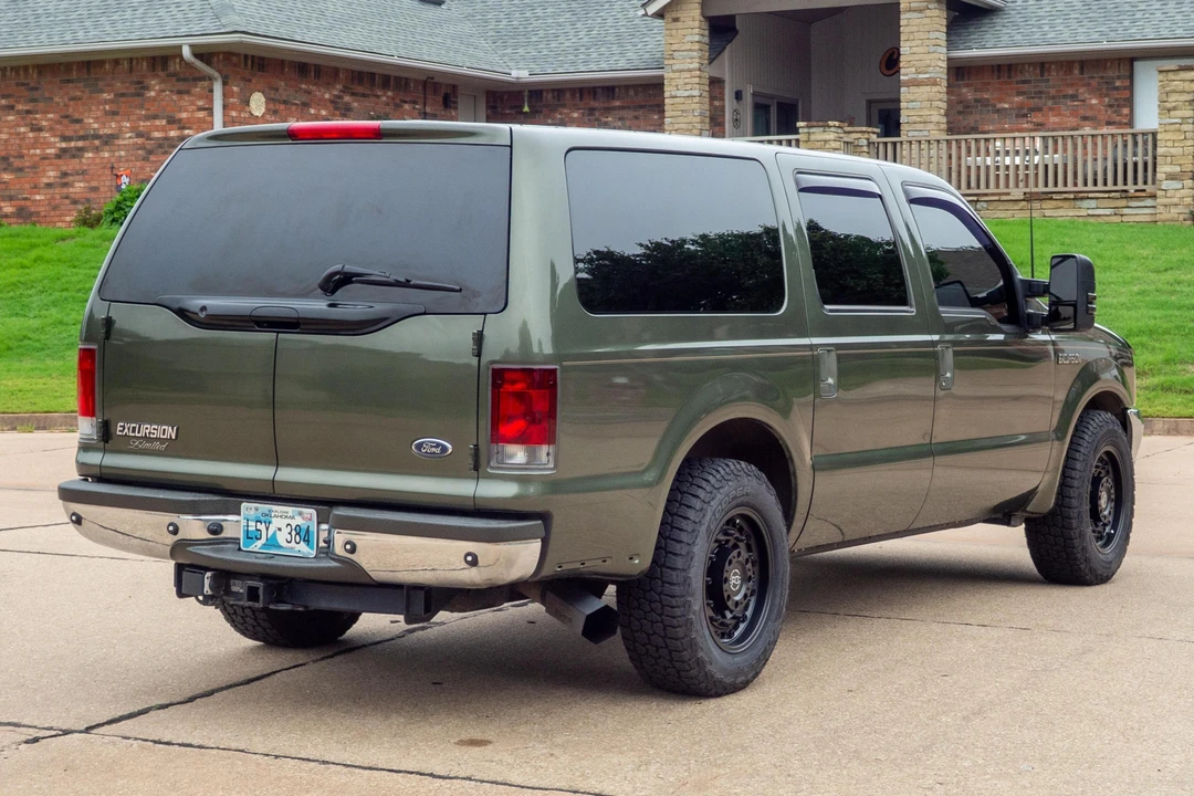 2002 Ford Excursion - Image 4 of 31
