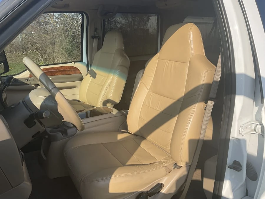 2002 Ford Excursion - Image 7 of 14