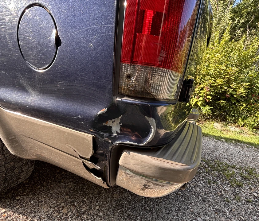 2002 Ford Excursion - Image 15 of 21