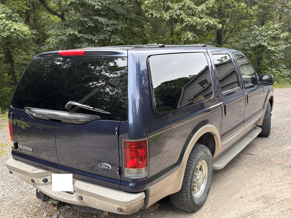 2002 Ford Excursion - Image 3 of 21