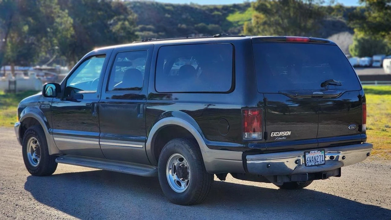 2002 Ford Excursion - Image 6 of 31