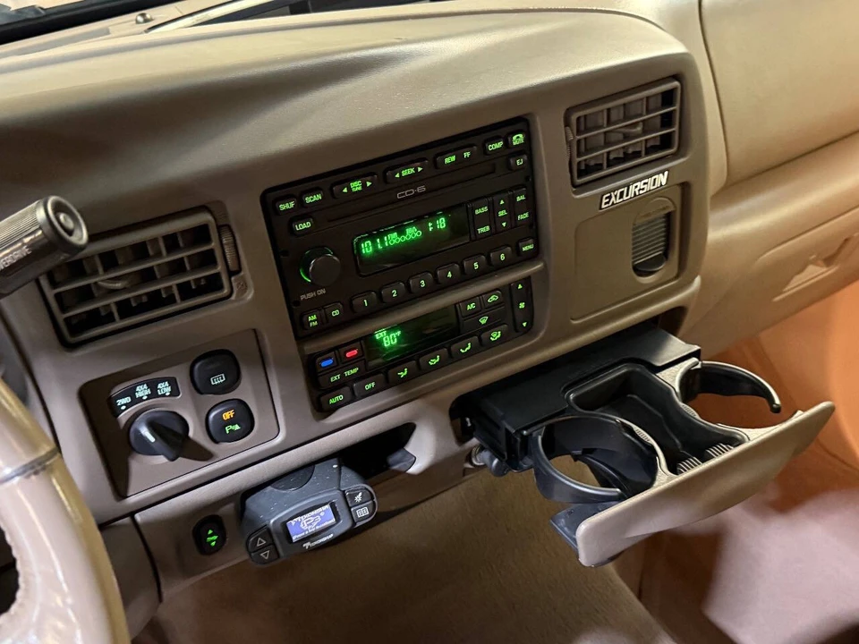 2002 Ford Excursion - Image 6 of 12
