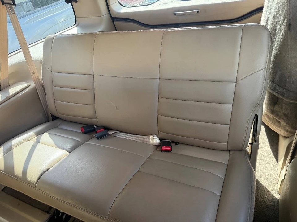2002 Ford Excursion - Image 6 of 6