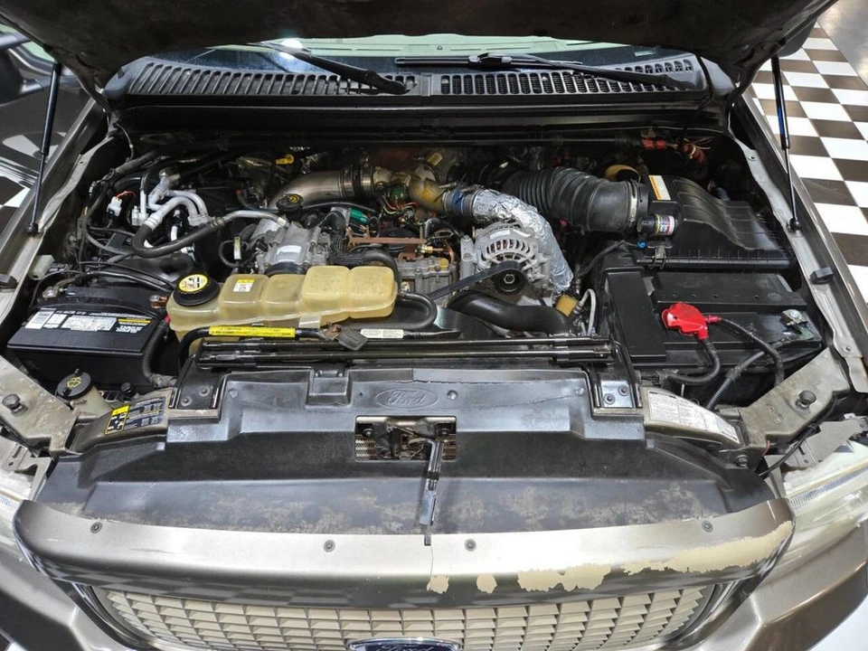 2002 Ford Excursion - Image 6 of 12