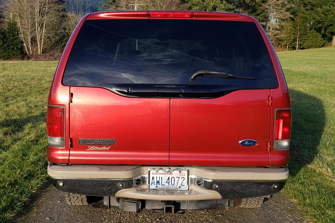 2002 Ford Excursion - Image 5 of 31
