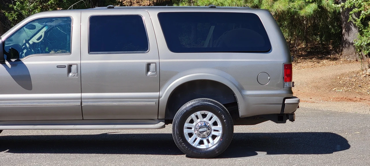 2002 Ford Excursion - Image 20 of 31