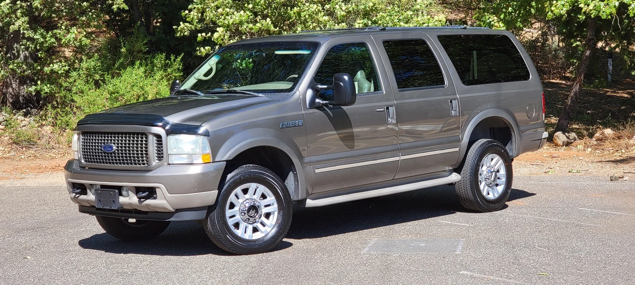2002 Ford Excursion - Image 8 of 31