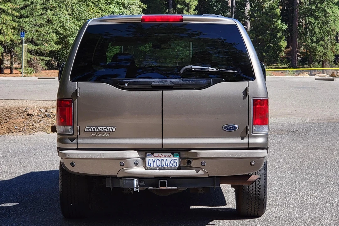 2002 Ford Excursion - Image 4 of 31