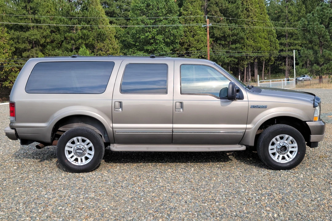 2002 Ford Excursion - Image 3 of 31