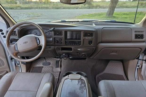 2002 Ford Excursion - Image 5 of 7