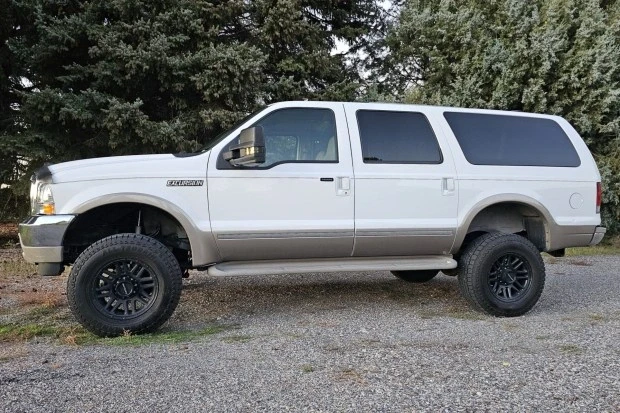 2002 Ford Excursion - Image 3 of 7