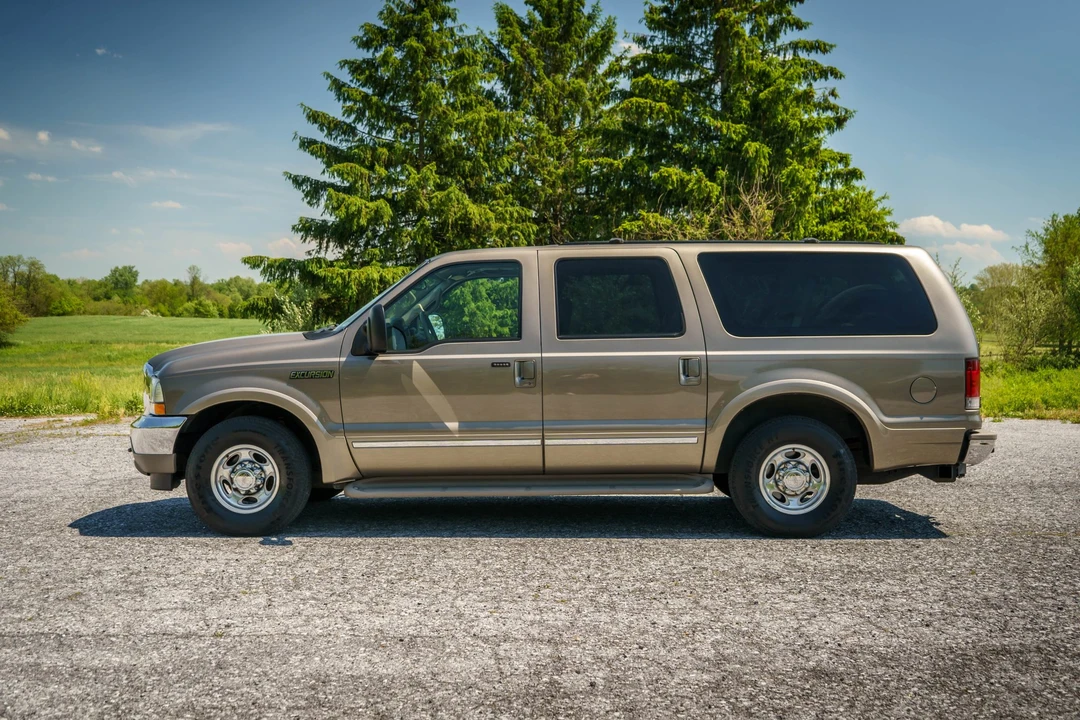 2002 Ford Excursion - Image 6 of 31