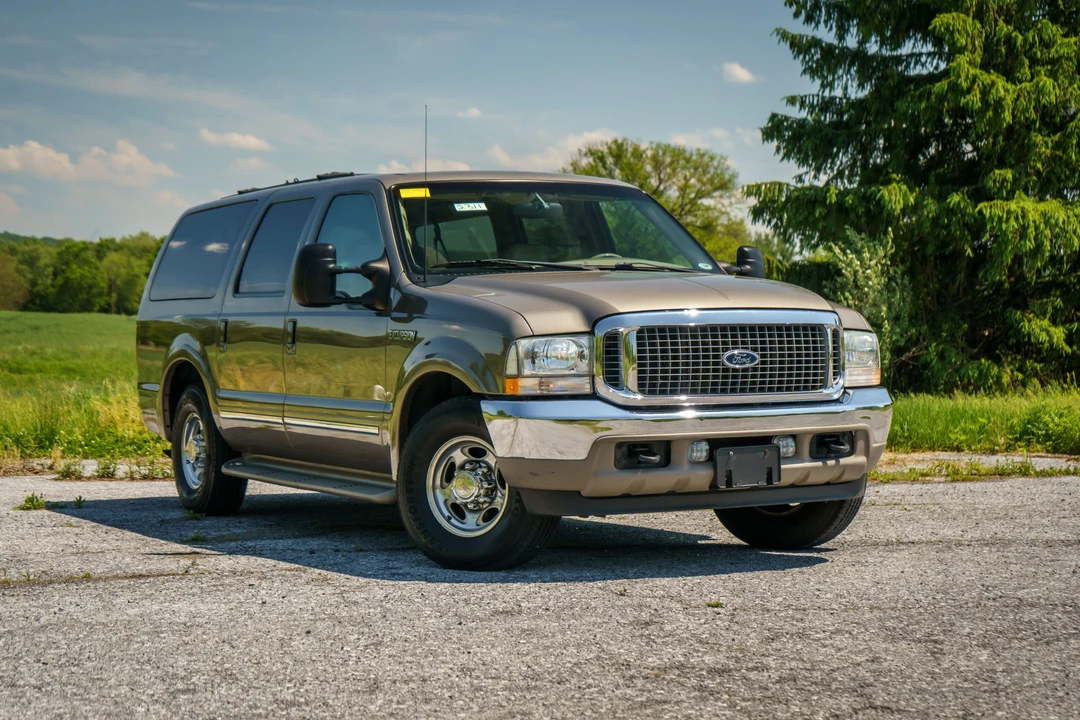 2002 Ford Excursion - Image 17 of 31