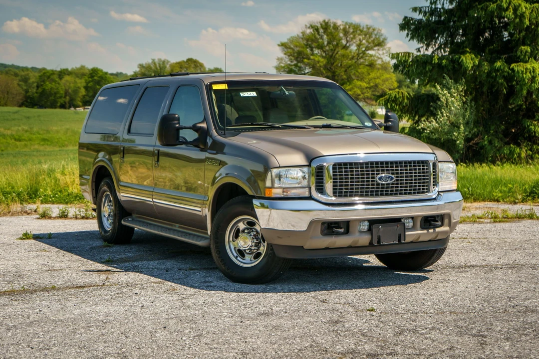 2002 Ford Excursion - Image 18 of 31