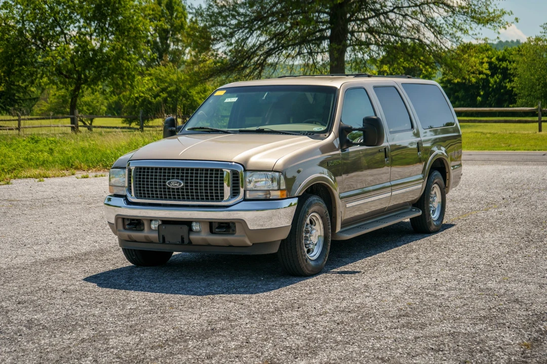 2002 Ford Excursion - Image 3 of 31